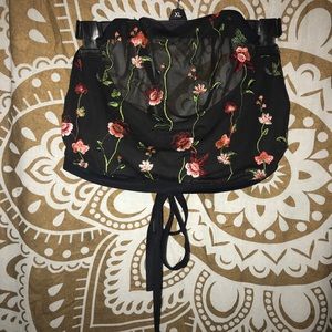 ☀️NWOT Bikini Top